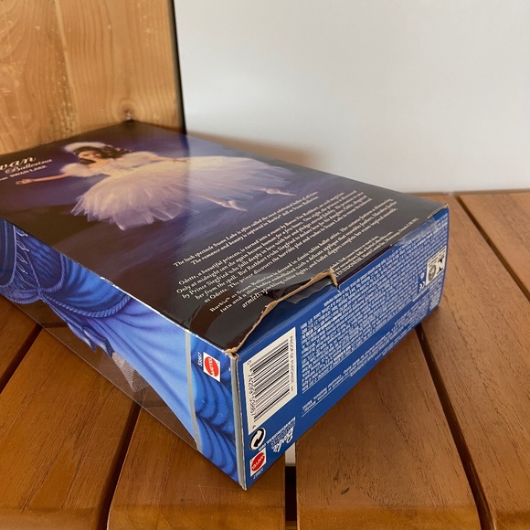 2001 Barbie Collector's Edition Swan Ballerina from Swan Lake - Picture 7 of 10